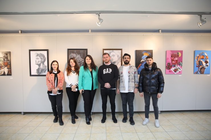 KÜÇÜKÇEKMECE’DE 3 GENÇ YETENEKTEN ‘BEN, SEN, O BİR ARADA’ RESİM SERGİSİ
