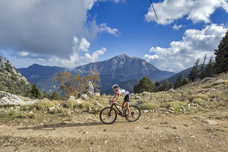 BİSİKLETİN KALBİ NİSAN AYINDA KEMER’DE ATACAK