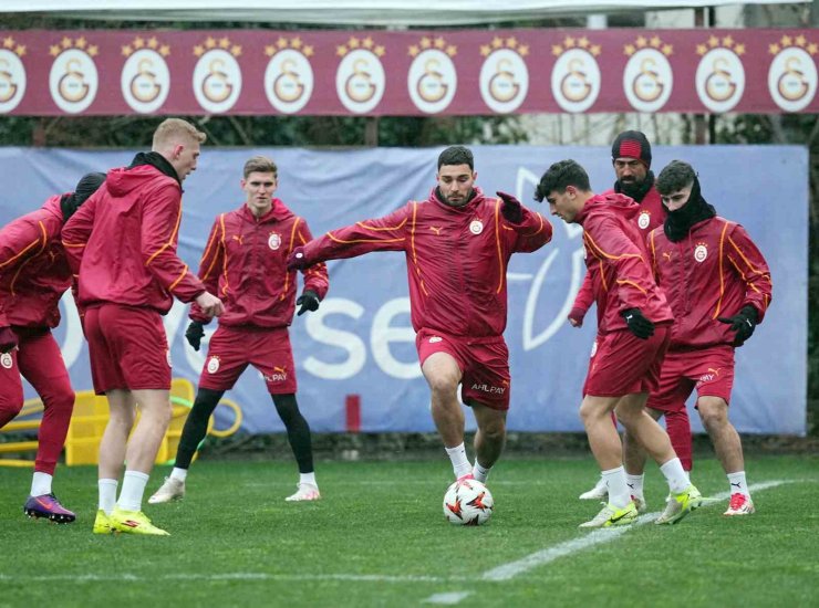 GALATASARAY’DA FRANKOWSKİ, İLK ANTRENMANINA ÇIKTI