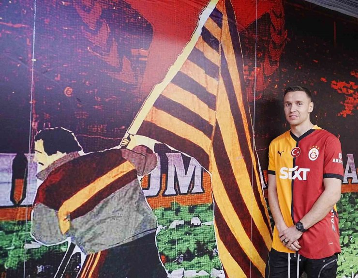 FRANKOWSKİ: "BU BÜYÜK AİLEYE KATILDIĞIM İÇİN GERÇEKTEN MUTLUYUM"