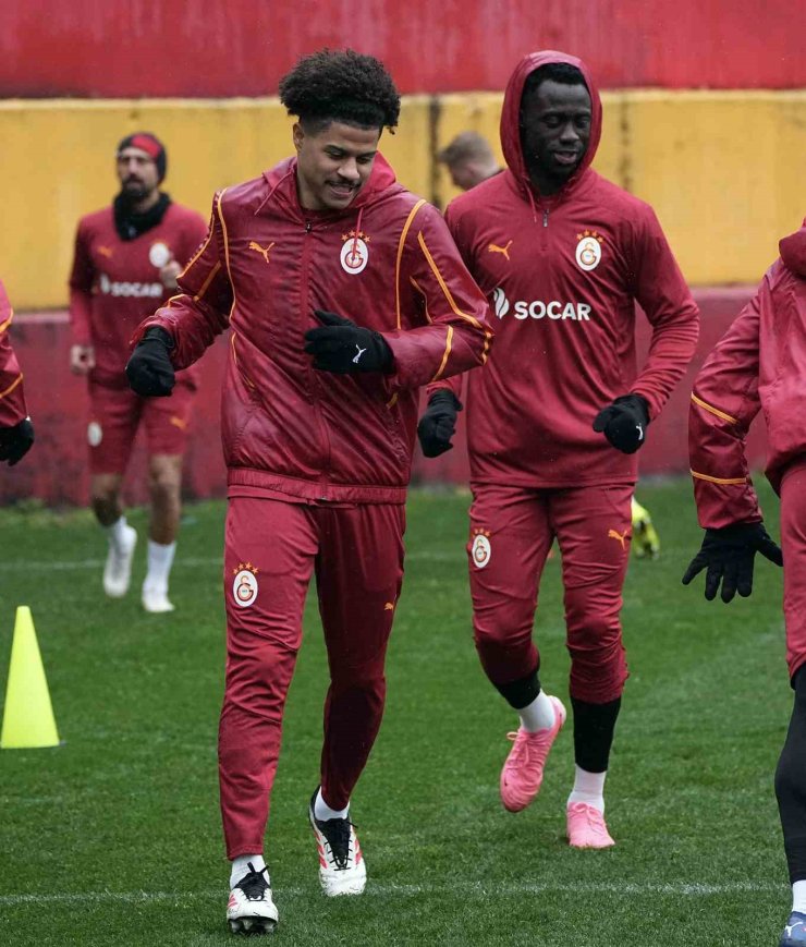 GALATASARAY, AZ ALKMAAR MAÇI HAZIRLIKLARINI TAMAMLADI