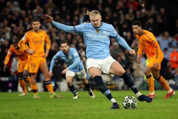 REAL MADRİD’DEN MANCHESTER’DA GERİ DÖNÜŞ