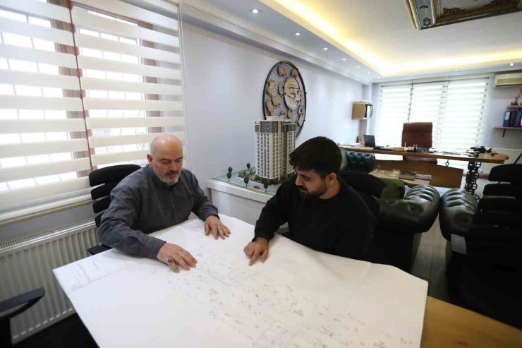 GENÇ MİMAR, BAĞCILAR KARİYER MERKEZİ SAYESİNDE 1 SAATTE İŞ SAHİBİ OLDU