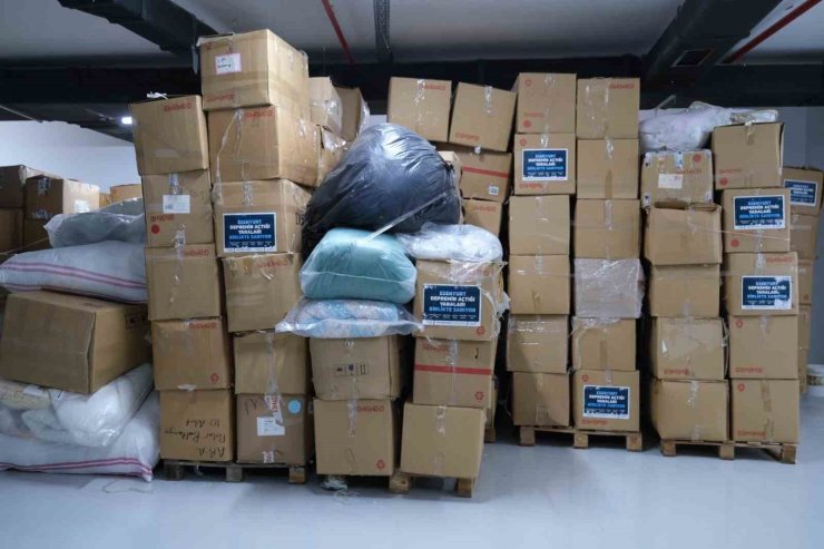 DEPREM YARDIMLARI 2 YIL SONRA DEPODAN ÇIKTI