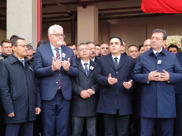 ŞEHİT İTFAİYE ERİ FURKAN SAYIN İÇİN BAĞCILAR İTFAİYE İSTASYONU’NDA TÖREN DÜZENLENDİ