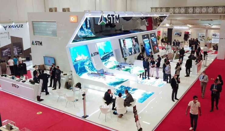 STM, MİLLİ SAVAŞ GEMİLERİNİ VE İHA SİSTEMLERİNİ KÖRFEZ’E TAŞIYOR