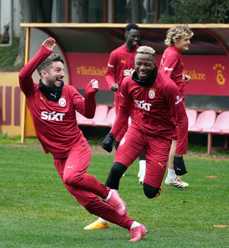 GALATASARAY, ÇAYKUR RİZESPOR MAÇI HAZIRLIKLARINA BAŞLADI