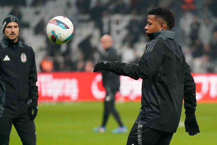 TRENDYOL SÜPER LİG: BEŞİKTAŞ: 0 - TRABZONSPOR: 0 (MAÇ DEVAM EDİYOR)