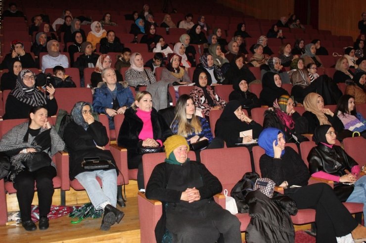 AKDEM’DEN "MUTLU EVLİLİKLER İÇİN 10 ALTIN KURAL" KONULU SEMİNER