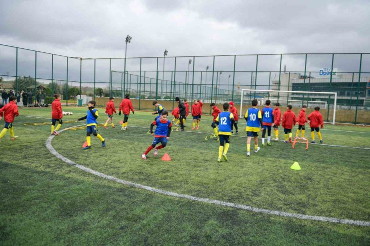 ESENYURT BELEDİYESİ’NDEN AMATÖR SPORA TAM DESTEK