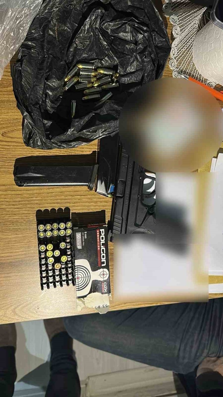 SULTANGAZİ’DE İŞADAMININ EVİNİ KURŞUNLAYIP O ANLARI TELEFONDAN DİNLETMİŞLER