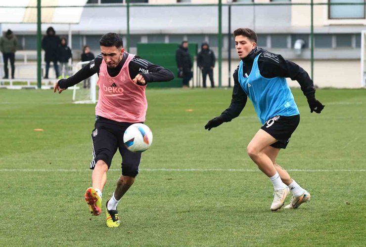 BEŞİKTAŞ’TA GABRİEL PAULİSTA, TAKIMLA ÇALIŞMALARA BAŞLADI