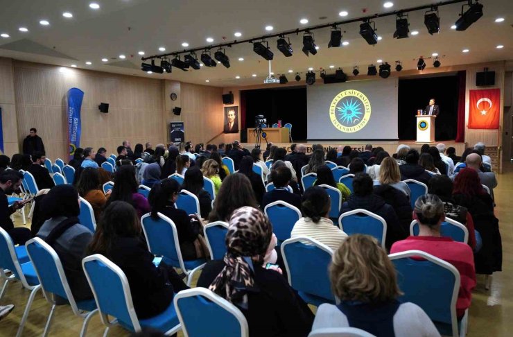 BEYLİKDÜZÜ BELEDİYE BAŞKANI MEHMET MURAT ÇALIK TÜRKİYE GÖÇ KONFERANSI’NA KATILDI