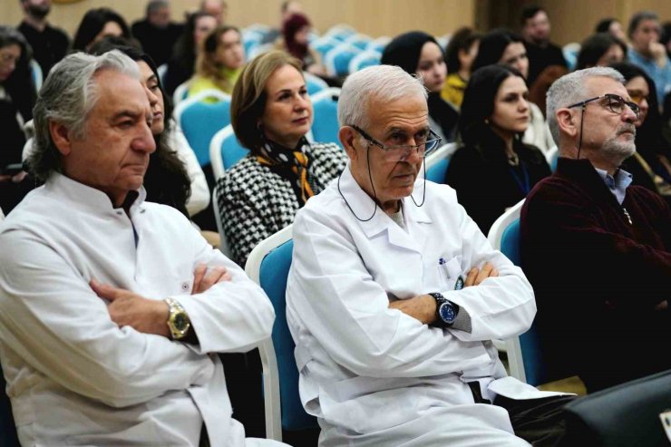 BEYLİKDÜZÜ BELEDİYE BAŞKANI MEHMET MURAT ÇALIK TÜRKİYE GÖÇ KONFERANSI’NA KATILDI