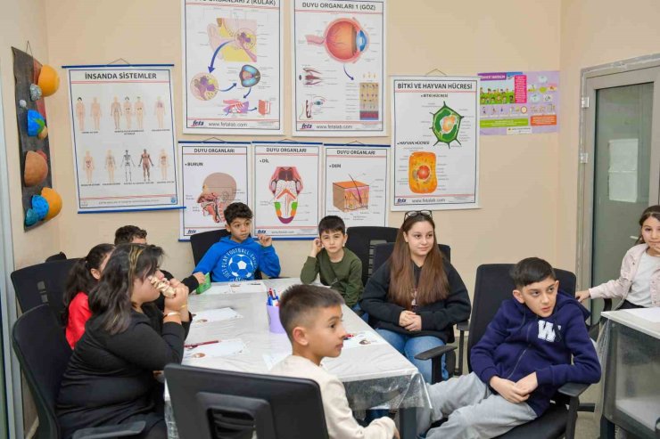 ESENYURT BELEDİYESİ’NDEN ÖZEL ÇOCUKLARA BİLİM ATÖLYESİ