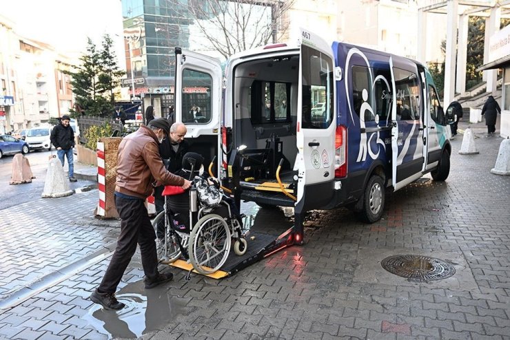 GAZİOSMANPAŞA’DA SAĞLIK VE EĞİTİM İÇİN ÜCRETSİZ ULAŞIM HİZMETİ