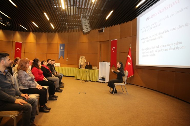 KÜÇÜKÇEKMECE BELEDİYESİ’NDEN PERSONELE ‘ERGONOMİ VE İŞİTME DENGE’ EĞİTİMİ