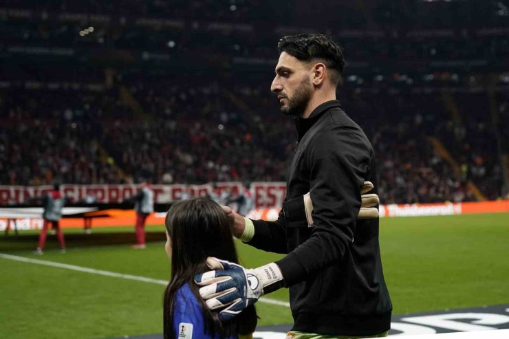 UEFA AVRUPA LİGİ: GALATASARAY: 0 - AZ ALKMAAR: 0 (MAÇ DEVAM EDİYOR)