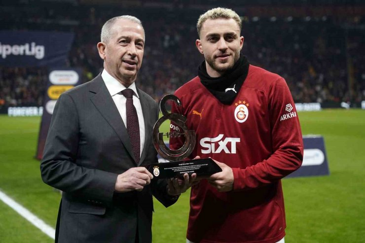 TRENDYOL SÜPER LİG: GALATASARAY: 0 - FENERBAHÇE: 0 (MAÇ DEVAM EDİYOR)