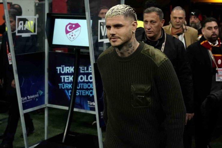 TRENDYOL SÜPER LİG: GALATASARAY: 0 - FENERBAHÇE: 0 (MAÇ DEVAM EDİYOR)