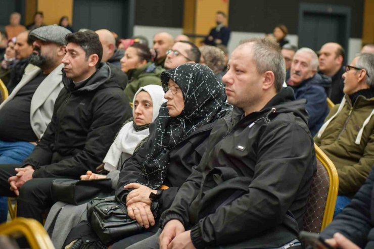 ESENYURT’TA DÜZENLENEN ENGELSİZ İSTİHDAM FUARI’NA 60 FİRMA VE 2 BİN VATANDAŞ KATILDI