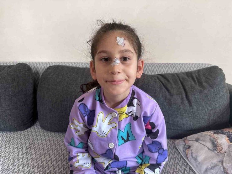 ÜMRANİYE’DE OKUL BAHÇESİNDE KÖPEK DEHŞETİ: 5 ÖĞRENCİYİ ISIRDI