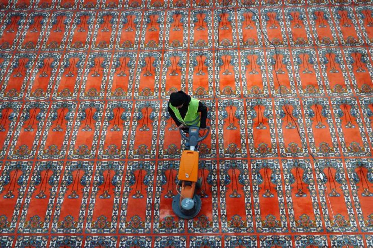 KADIKÖY’DEKİ İBADETHANELERDE RAMAZAN AYI TEMİZLİĞİ