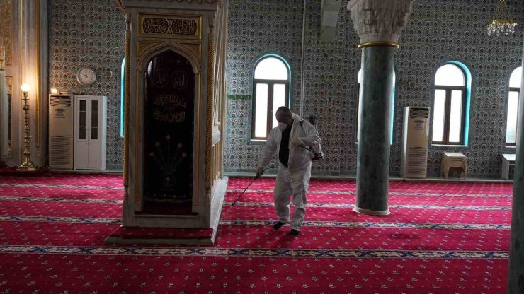 MALTEPE’NİN CAMİLERİ RAMAZAN’A HAZIR