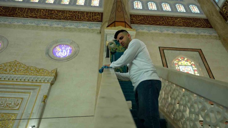 MALTEPE’NİN CAMİLERİ RAMAZAN’A HAZIR