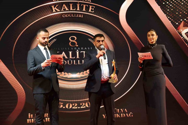 8.ULUSLARARASI KALİTE ÖDÜL TÖRENİ ÜMRANİYE’DE DÜZENLENDİ