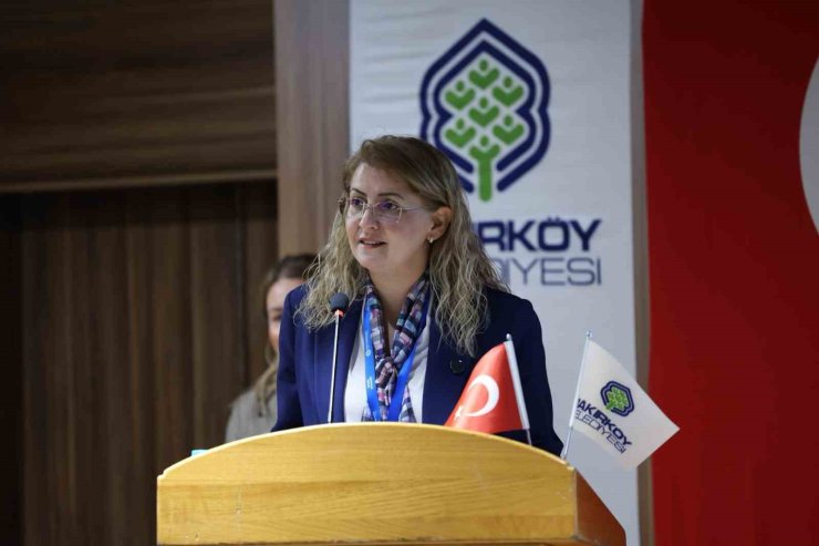 BAKIRKÖY BELEDİYESİ "SOKAK HAYVANLARI ÇALIŞTAYI" DÜZENLEDİ