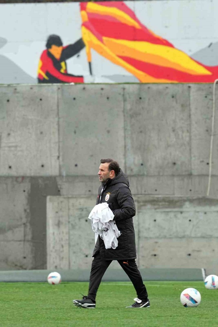 GALATASARAY, KONYASPOR MAÇINA HAZIR