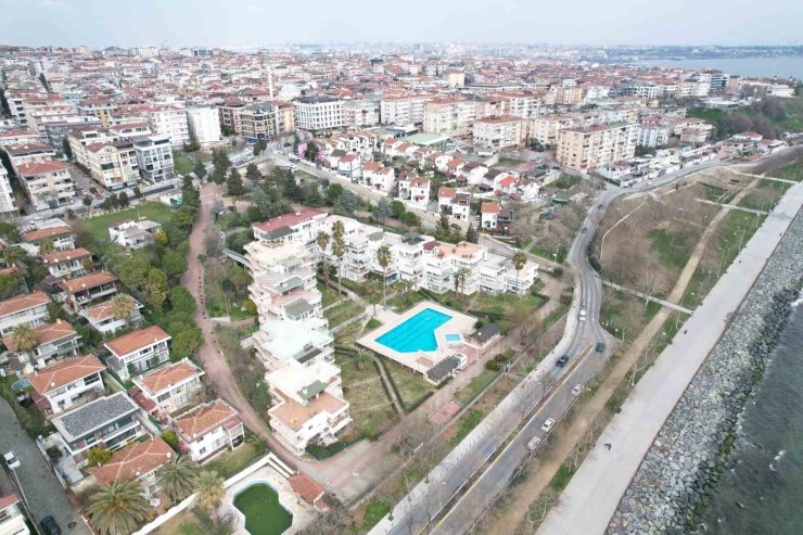 AVCILAR SAHİLİNDE 17 YILLIK İMAR SORUNU ÇÖZÜLÜYOR