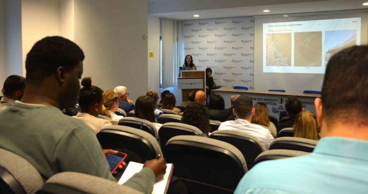 "DENİZ SEVİYESİ YÜKSELİYOR, YAPILARDA BU FAKTÖR GÖZ ÖNÜNDE BULUNDURULMALI"