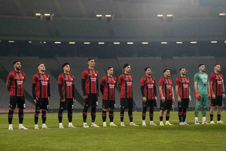 ZİRAAT TÜRKİYE KUPASI: FATİH KARAGÜMRÜK: 0 - İSKENDERUNSPOR: 2 (İLK YARI)