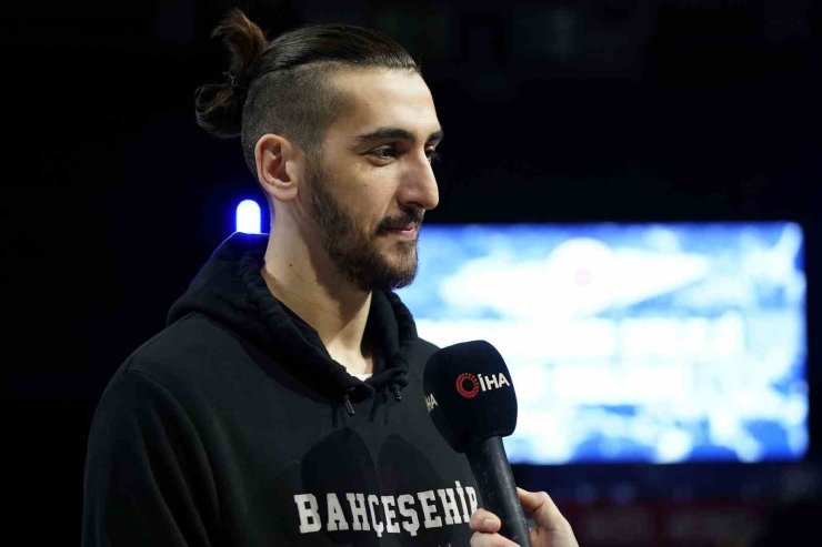 KENAN SİPAHİ: "KARŞIYAKA’YA KIRGINLIĞIM HİÇBİR ZAMAN OLAMAZ"