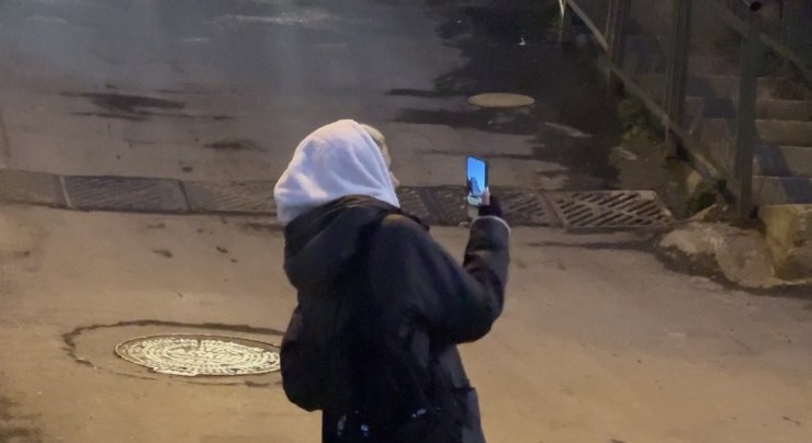 EYÜPSULTAN’DA ELEKTRİK KABLOLARI ALEV ALEV YANDI