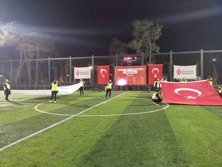 ’MAHALLEM FUTBOL TURNUVASI’ FİNALİNDE KAZANAN ÇAMLIK MAHALLESİ OLDU