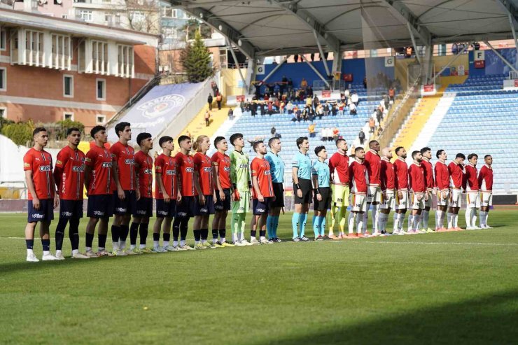 ZİRAAT TÜRKİYE KUPASI: KASIMPAŞA: 0 - GÖZTEPE: 2 (İLK YARI)