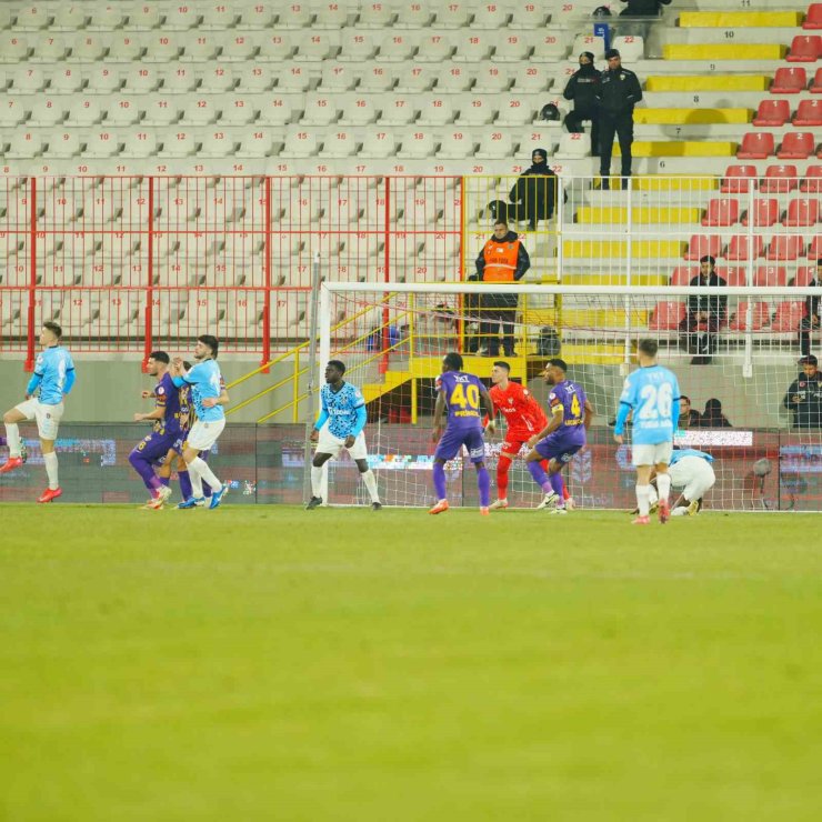ZİRAAT TÜRKİYE KUPASI: EYÜPSPOR: 0 - BAŞAKŞEHİR: 0 (MAÇ SONUCU)
