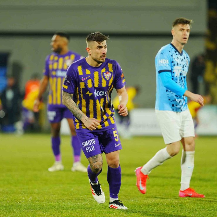 ZİRAAT TÜRKİYE KUPASI: EYÜPSPOR: 0 - BAŞAKŞEHİR: 0 (MAÇ SONUCU)