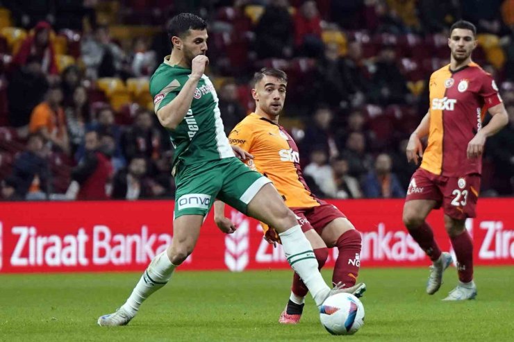 ZİRAAT TÜRKİYE KUPASI: GALATASARAY: 0 - KONYASPOR: 0 (İLK YARI)