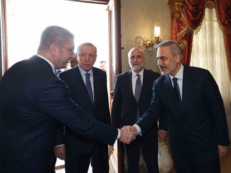 CUMHURBAŞKANI ERDOĞAN, KUZEY MAKEDONYA BAŞBAKANI MİCKOSKİ’Yİ KABUL ETTİ
