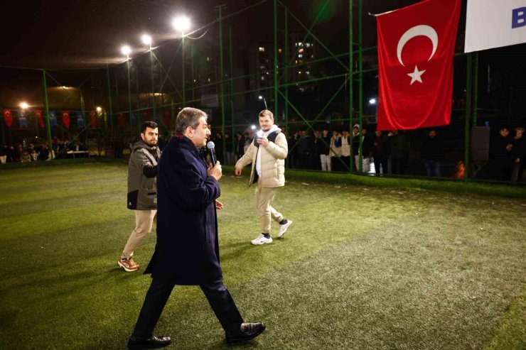 ESENLER SOKAK LİGİ FİNALİNDE FIRAT AYDINUS DÜDÜK ÇALDI