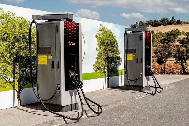 EN YAKIT, İSTANBUL-İZMİR OTOYOLU’NDA 4 YENİ ŞARJ İSTASYONUNU DEVREYE ALDI