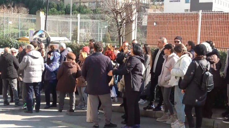 TUZLA’DA SİTE SAKİNLERİNDEN YÜZDE 70’LİK AİDAT ZAMMINA TEPKİ