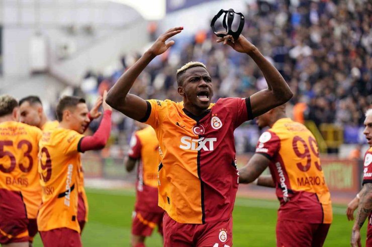 VİCTOR OSİMHEN, LİGDE GOL SAYISINI 16 YAPTI