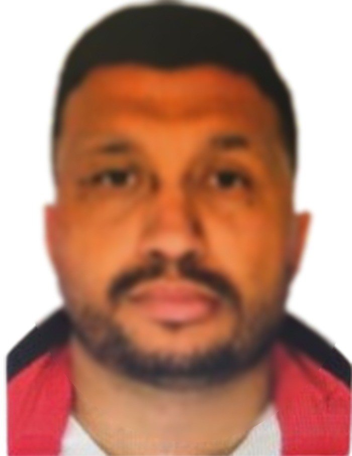 AVCILAR’DA BİR ADAM EŞİ VE 3 ÇOCUĞUNU VURUP İNTİHAR ETTİ