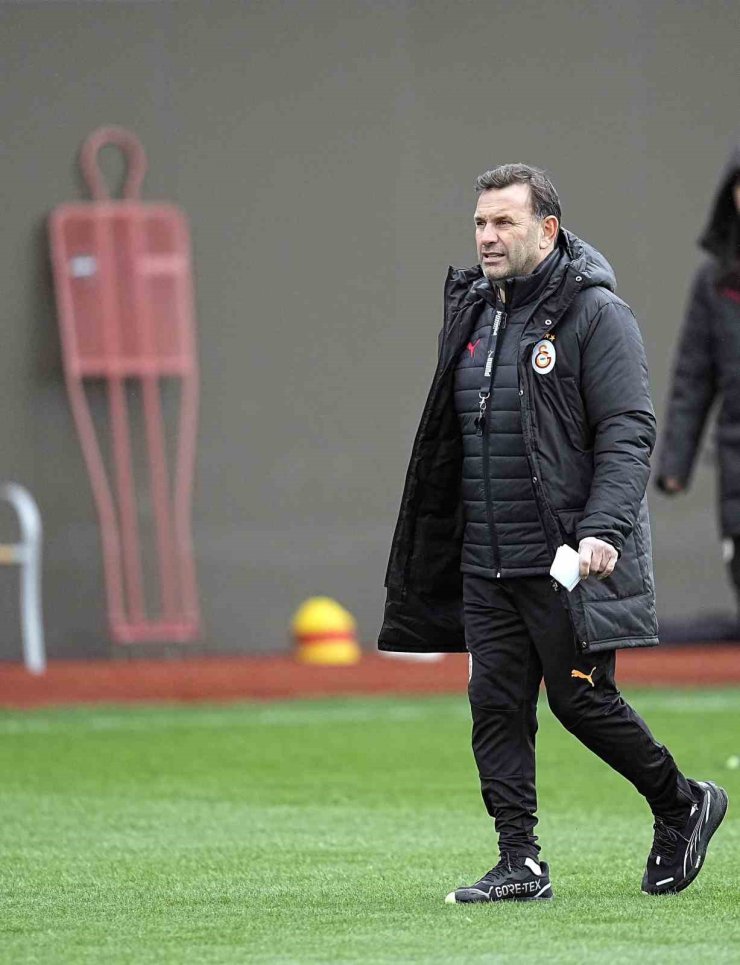 GALATASARAY’DA, ALANYASPOR MAÇI HAZIRLIKLARI BAŞLADI