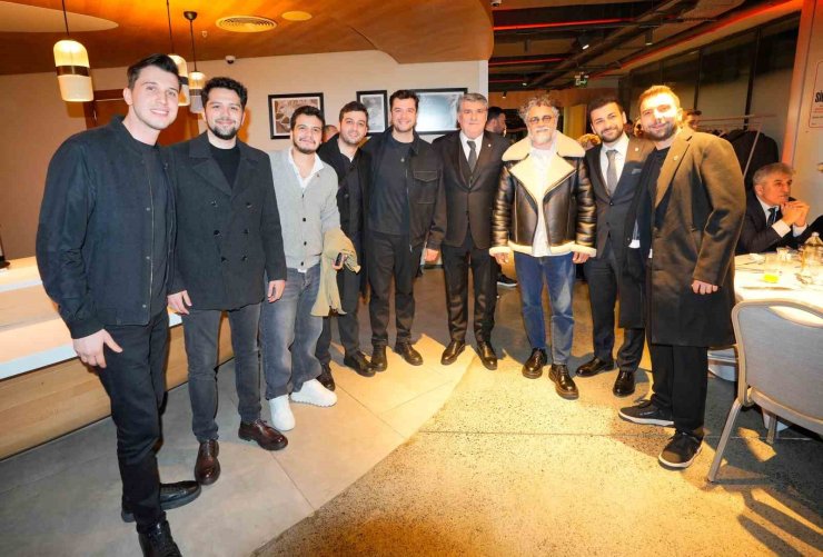 BEŞİKTAŞ CAMİASI İFTARDA BİR ARAYA GELDİ